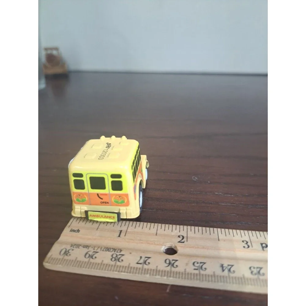 Vintage San Ren Hang Ambulance Pull Back Racer